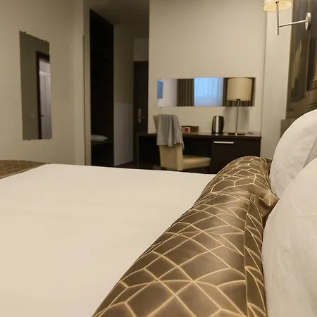 Vilnius City Room Hotel *